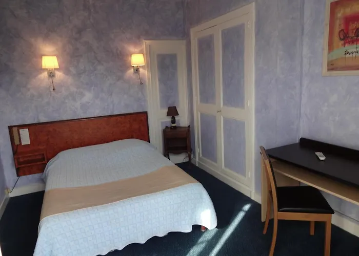La Champagne Ardenne Inn 2*